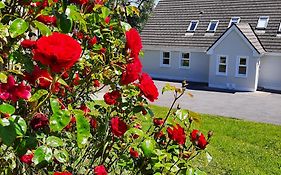 Abhainn Ri Cottages